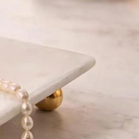 White Marble Tray with Gold Brass Feet, Modern Luxury Pedestal Riser - Image 4