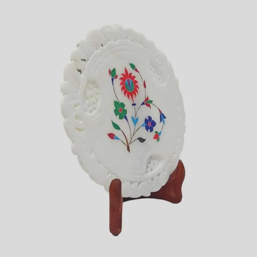 White Marble Inlay Floral Art Plate with Stand – Traditional Indian Craftsmanship - Image 2